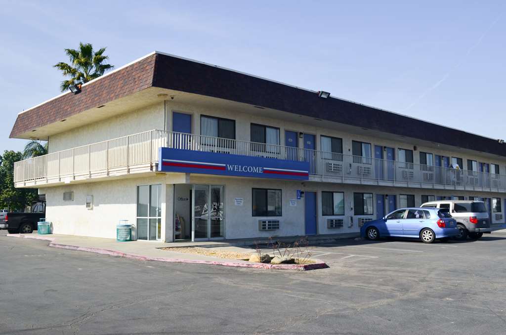 Motel 6 Lost Hills / Buttonwillow Racetrack 외부 사진